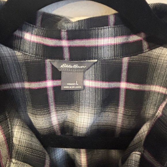 Eddie Bauer Shirt Womens Large Black and Pink Plaid Long Sleeve - Picture 4 of 6